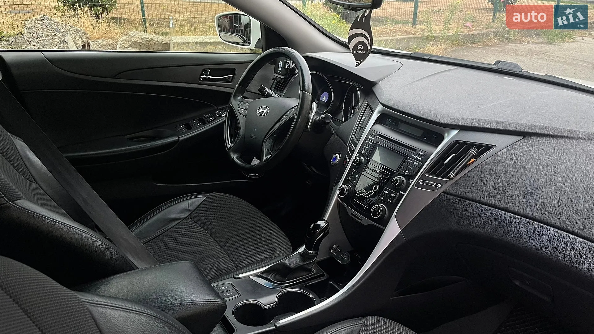2013 Hyundai Sonata - мініатюра 17