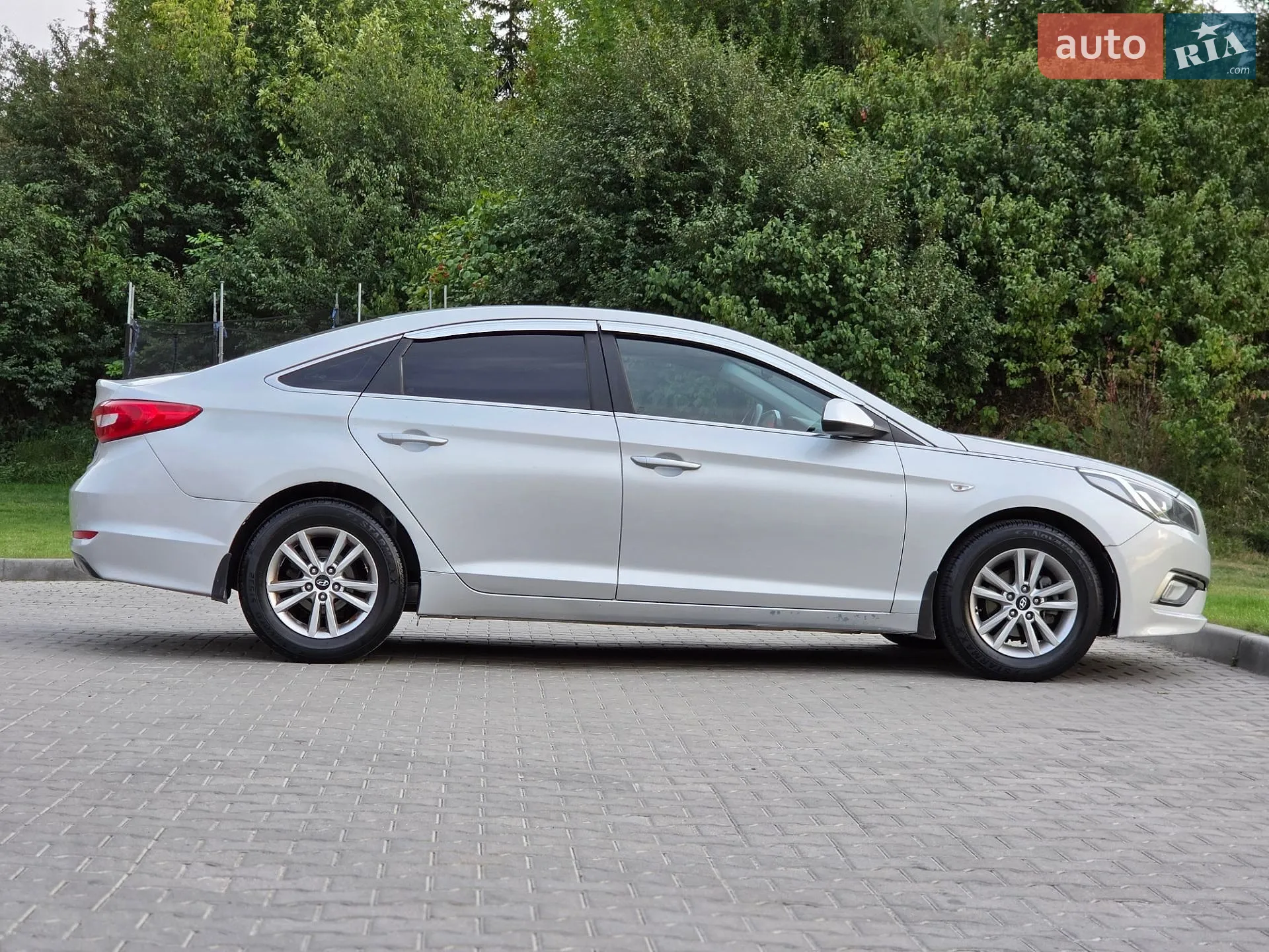 2015 Hyundai Sonata - мініатюра 11