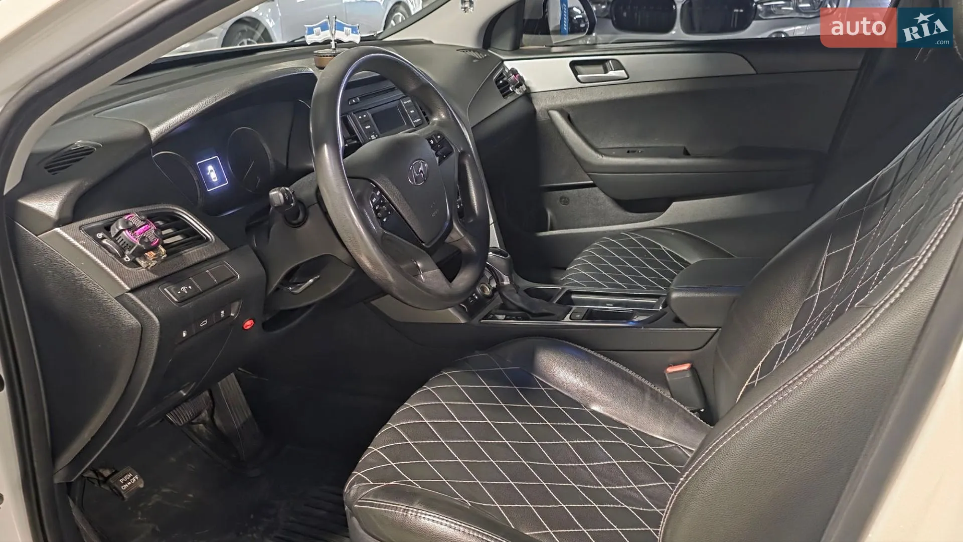 2016 Hyundai Sonata - мініатюра 10
