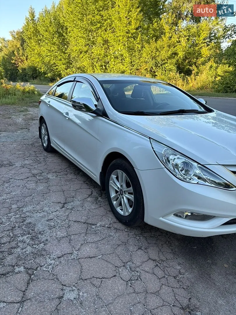 2011 Hyundai Sonata - мініатюра 11