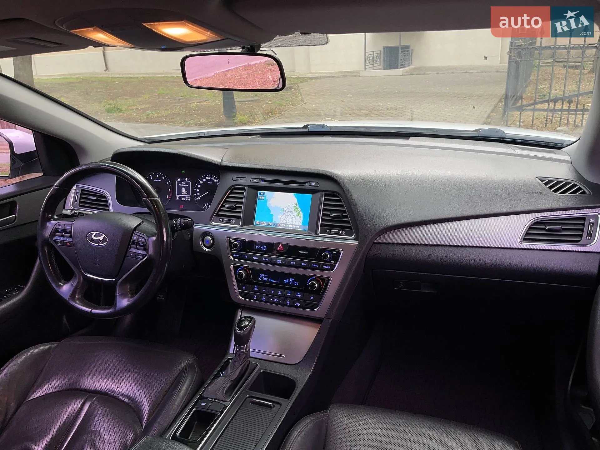 2015 Hyundai Sonata - мініатюра 40