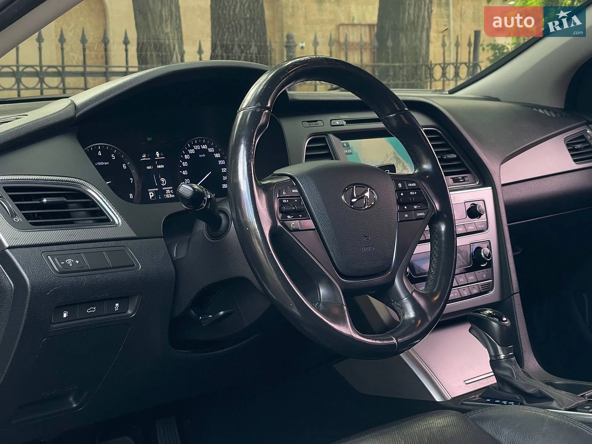 2015 Hyundai Sonata - мініатюра 26
