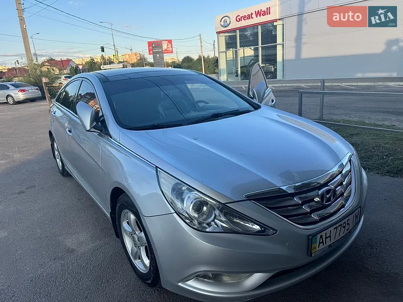 Hyundai Sonata