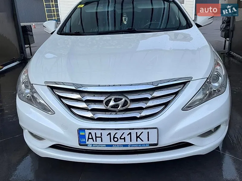 Hyundai Sonata 2010