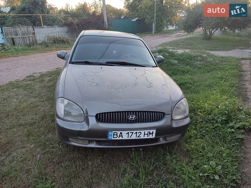 Hyundai Sonata 1999