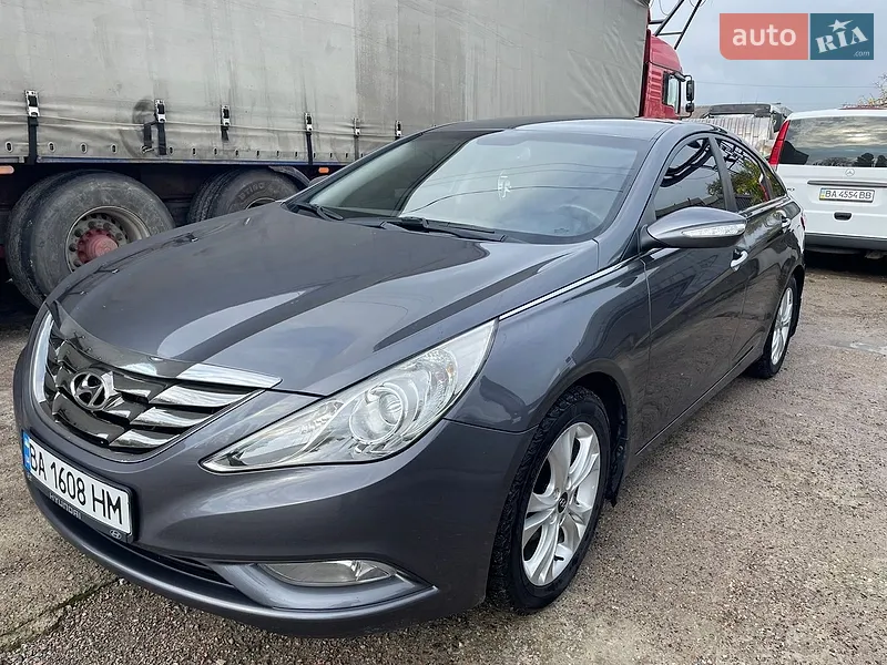 Hyundai Sonata