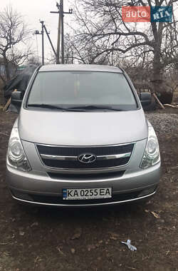 Мінівен Hyundai Starex 2012 в Тульчині