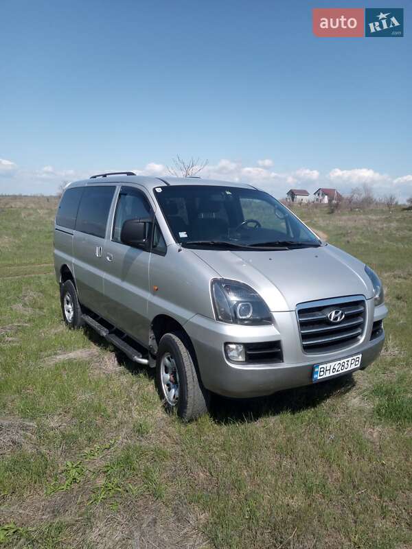 Мінівен Hyundai Starex 2006 в Одесі
