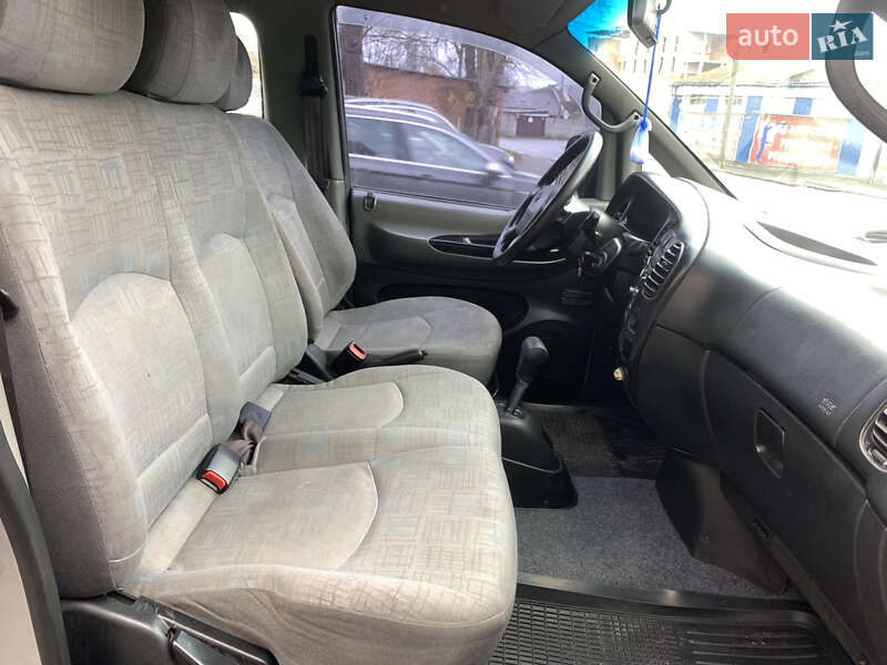 Минивэн Hyundai Starex 2006 в Виннице фото 15 Минивэн Hyundai Starex 2006 в Виннице