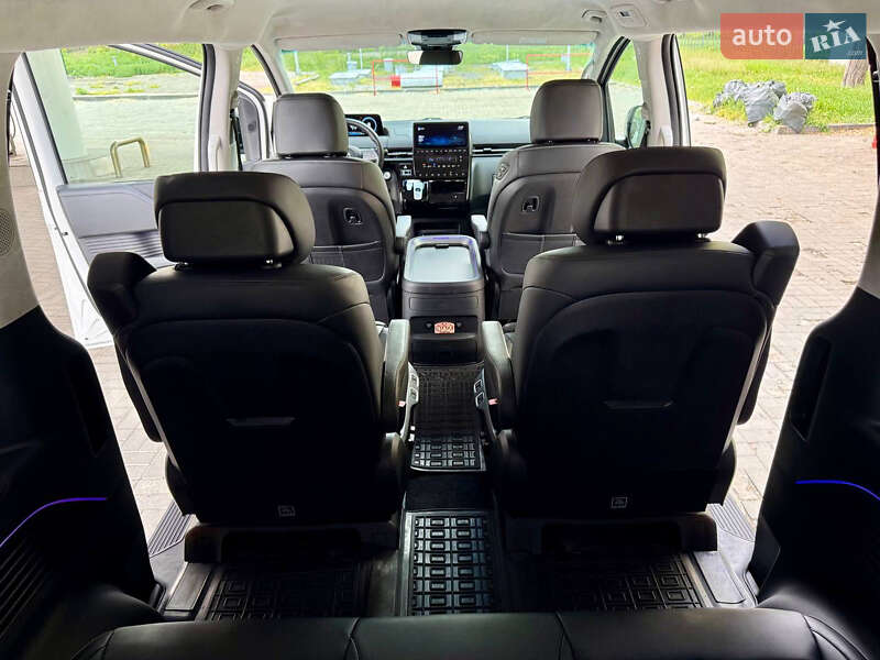 Мінівен Hyundai Staria 2021 в Дніпрі