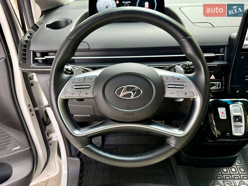 Мінівен Hyundai Staria 2021 в Дніпрі