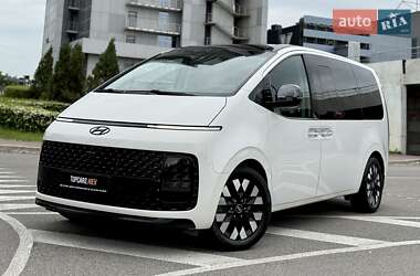 Мінівен Hyundai Staria 2021 в Києві