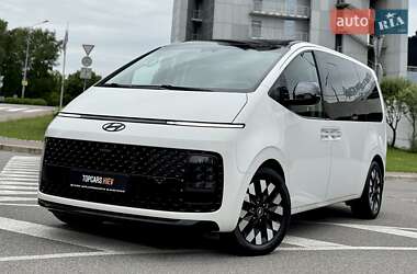 Мінівен Hyundai Staria 2021 в 