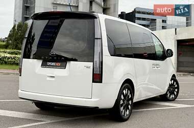 Мінівен Hyundai Staria 2021 в 