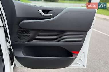 Мінівен Hyundai Staria 2021 в 