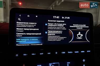 Мінівен Hyundai Staria 2021 в 