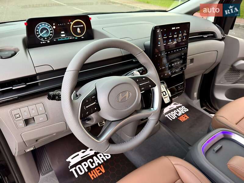 Минивэн Hyundai Staria 2025 в Киеве