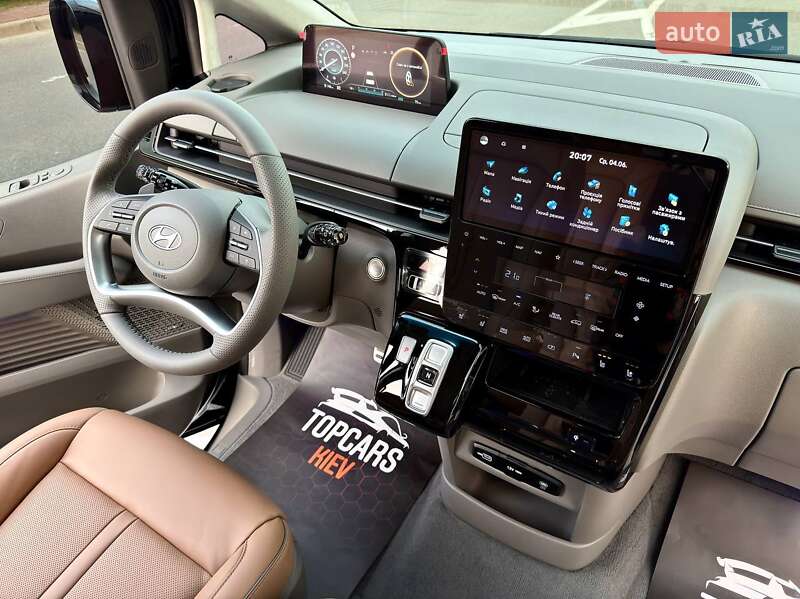 Минивэн Hyundai Staria 2025 в Киеве