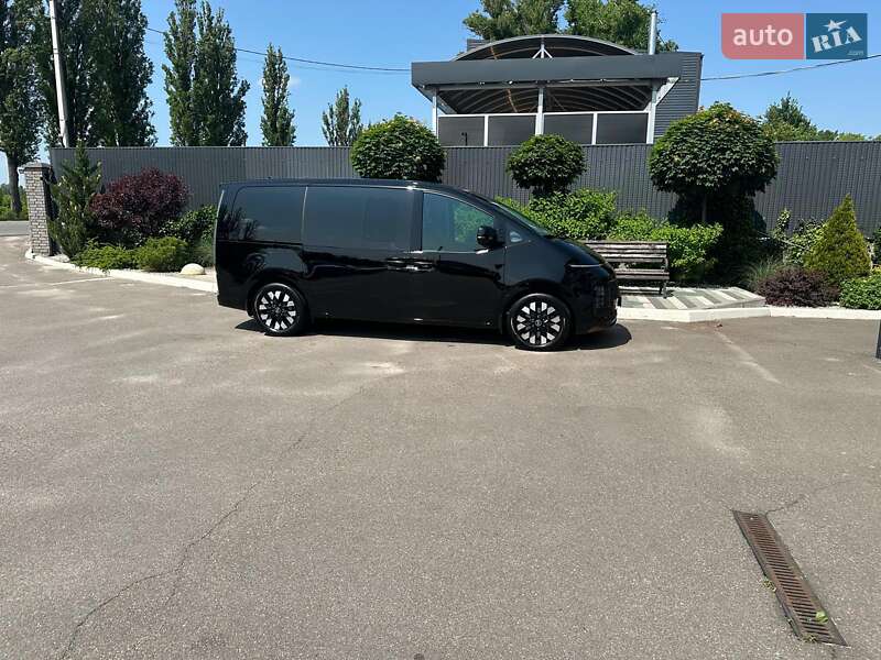 Минивэн Hyundai Staria 2024 в Василькове