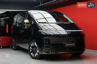 Минивэн Hyundai Staria 2025 в 