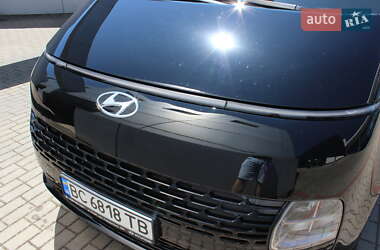 Мінівен Hyundai Staria 2023 в 
