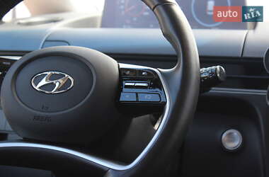 Мінівен Hyundai Staria 2023 в 