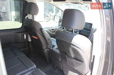 Мінівен Hyundai Staria 2023 в 