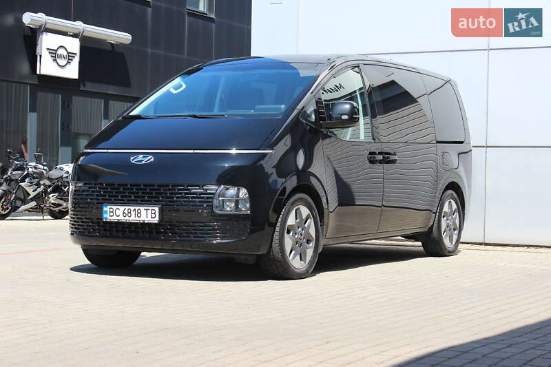 Hyundai Staria 2023