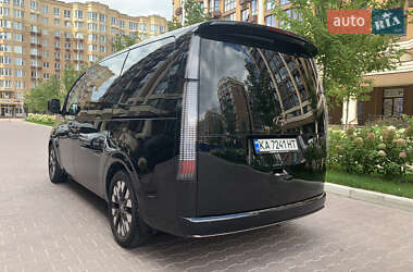 Минивэн Hyundai Staria 2021 в Софиевской Борщаговке