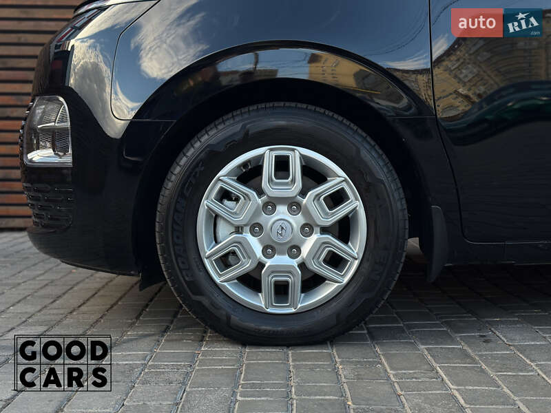 Минивэн Hyundai Staria 2023 в Одессе