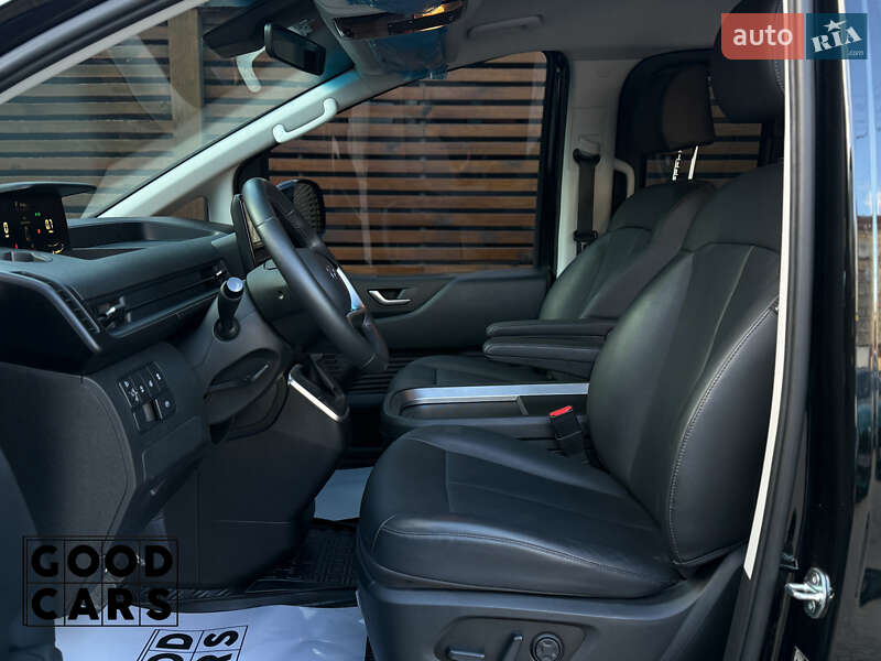 Минивэн Hyundai Staria 2023 в Одессе