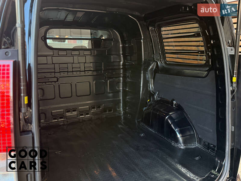 Минивэн Hyundai Staria 2023 в Одессе