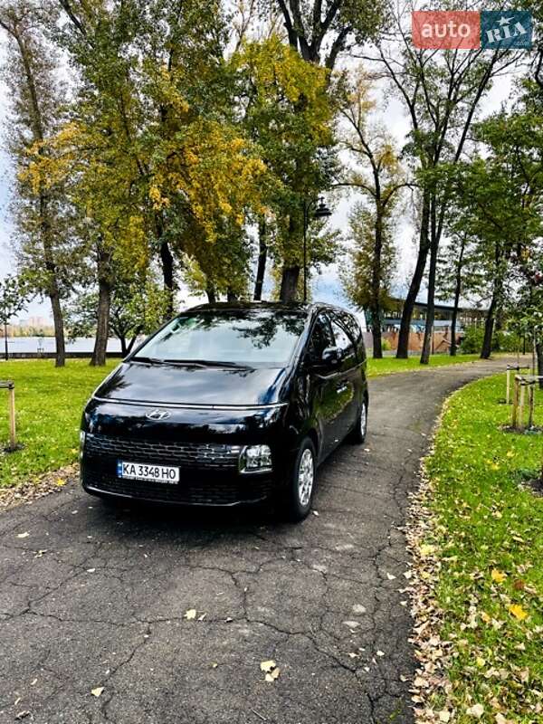 Мінівен Hyundai Staria 2022 в Києві
