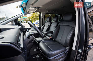 Мінівен Hyundai Staria 2024 в 