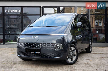 Мінівен Hyundai Staria 2024 в 