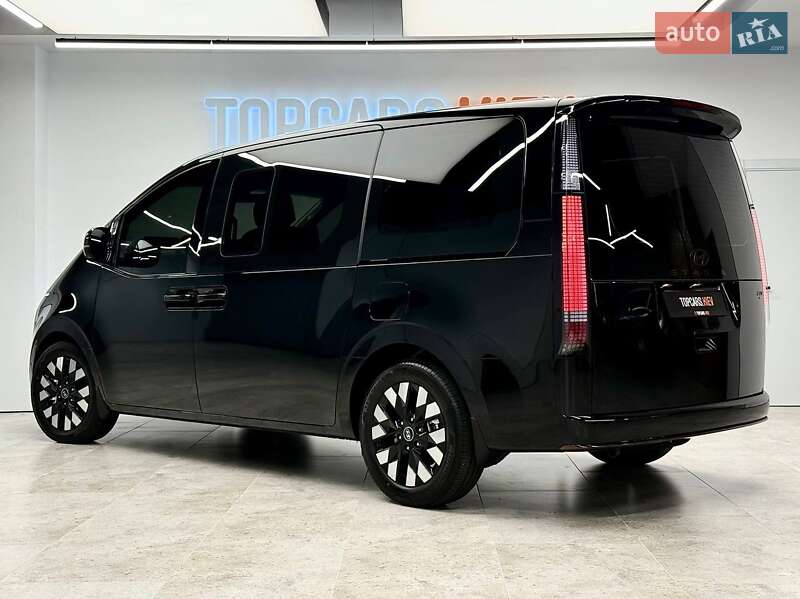 Минивэн Hyundai Staria 2025 в Киеве фото 5 Минивэн Hyundai Staria 2025 в Киеве