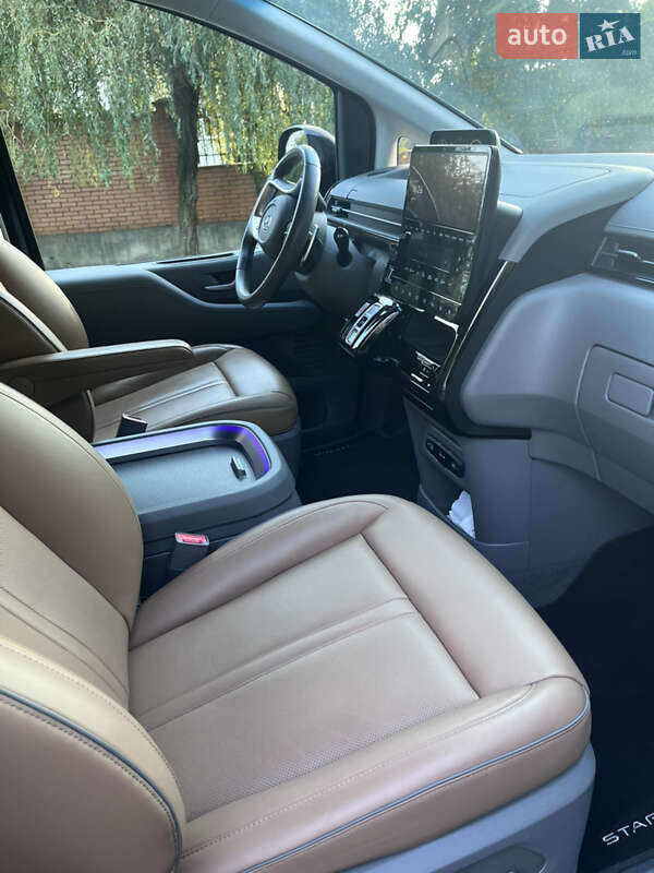 Минивэн Hyundai Staria 2023 в Одессе