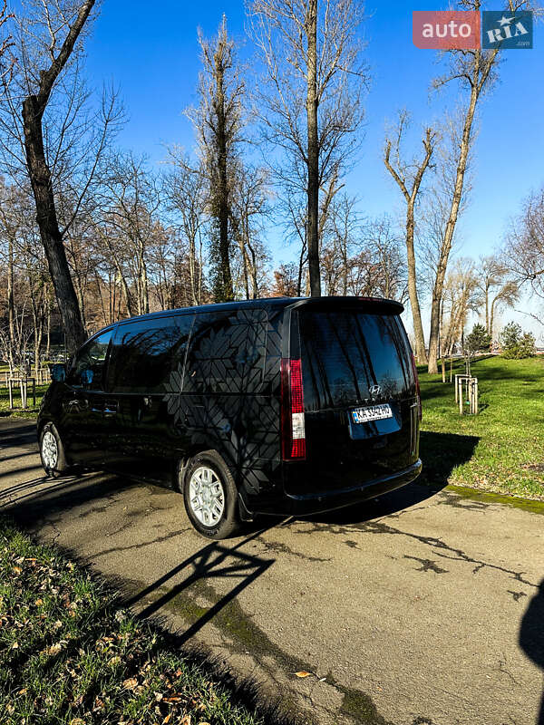 Минивэн Hyundai Staria 2022 в Киеве
