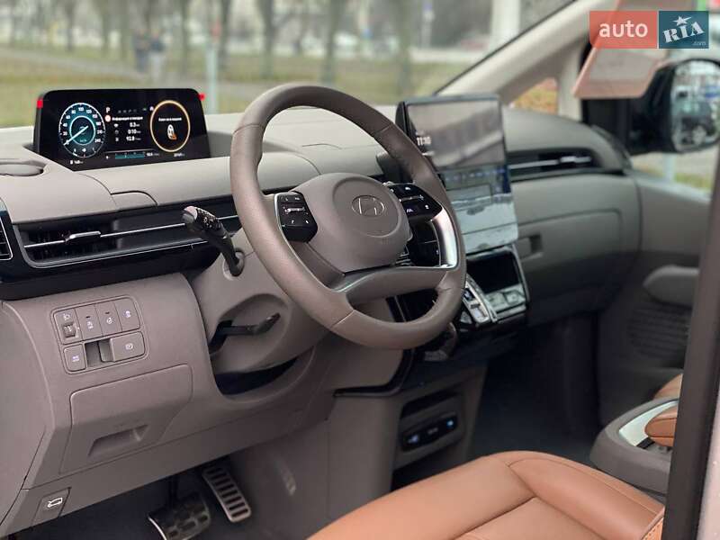 Минивэн Hyundai Staria 2025 в Днепре