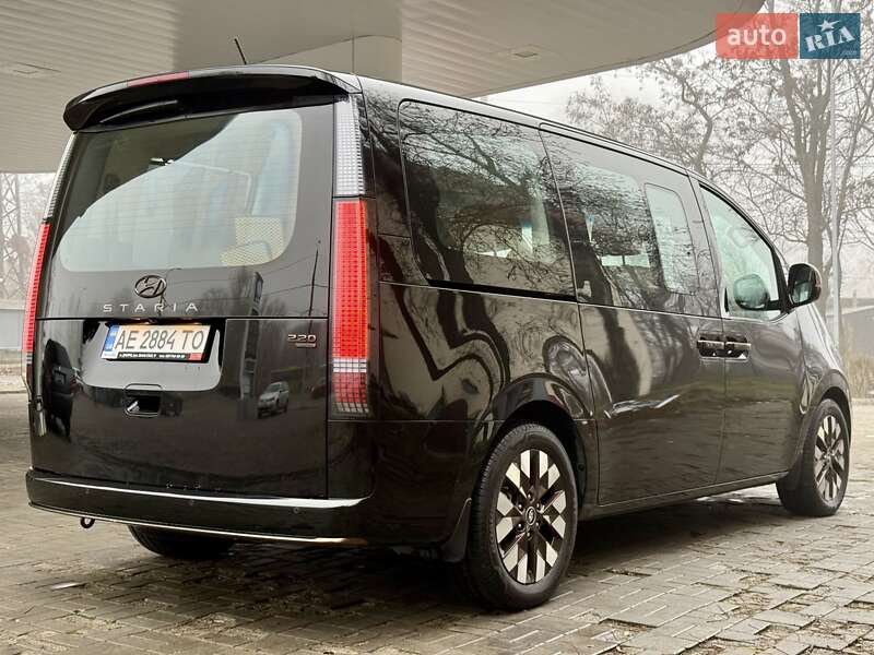 Мінівен Hyundai Staria 2022 в Дніпрі