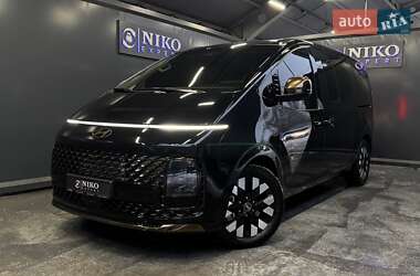 Минивэн Hyundai Staria 2025 в Киеве
