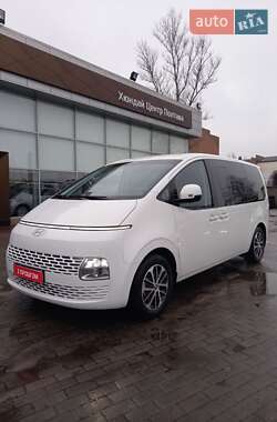 Минивэн Hyundai Staria 2025 в Полтаве