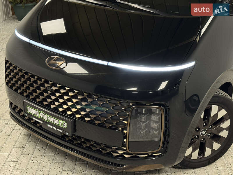 Минивэн Hyundai Staria 2022 в Киеве