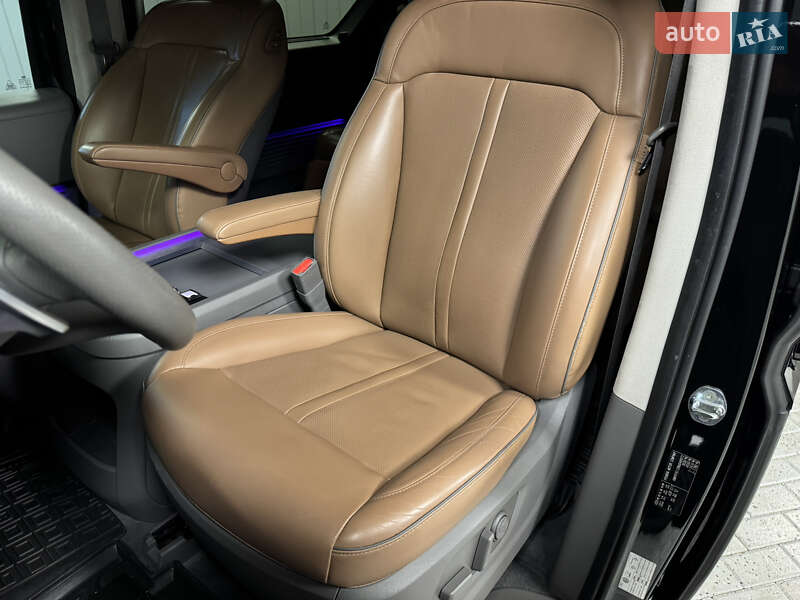 Минивэн Hyundai Staria 2022 в Киеве