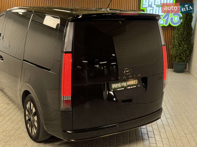 Минивэн Hyundai Staria 2022 в Киеве