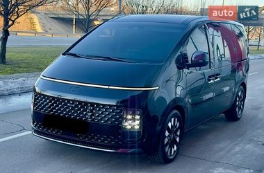 Минивэн Hyundai Staria 2024 в Киеве