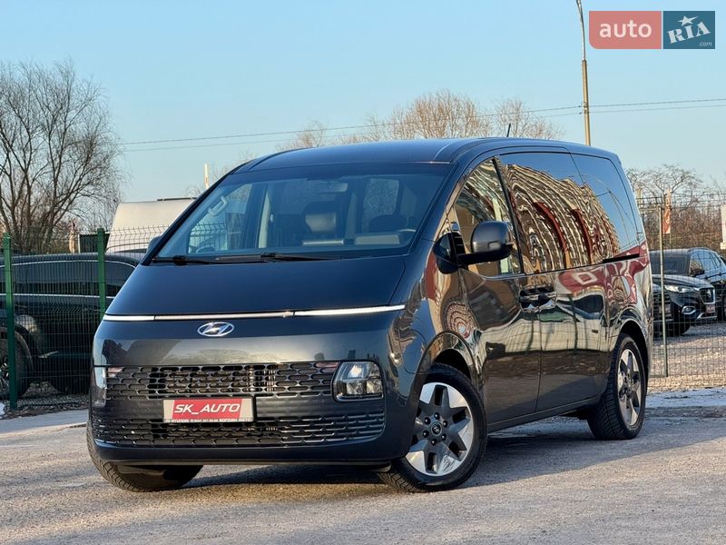 Hyundai Staria 2022