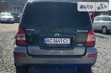 Внедорожник / Кроссовер Hyundai Terracan 2004 в Луцке