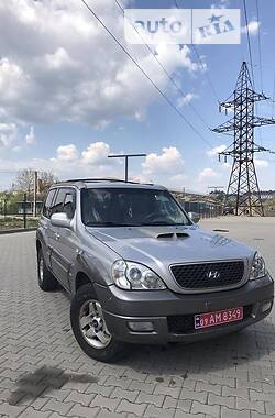 Позашляховик / Кросовер Hyundai Terracan 2004 в Івано-Франківську