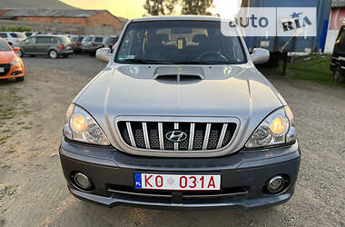 Внедорожник / Кроссовер Hyundai Terracan 2003 в Хусте